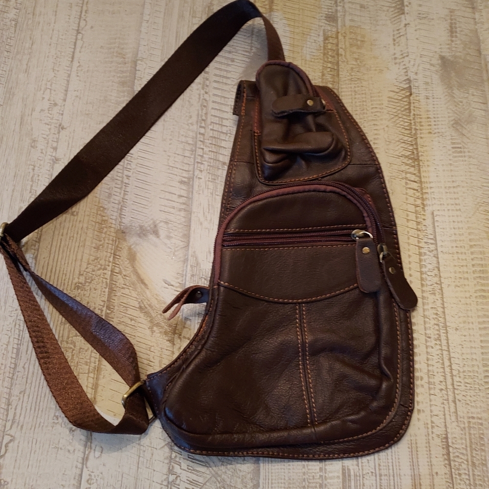 Closebody Sling Bag